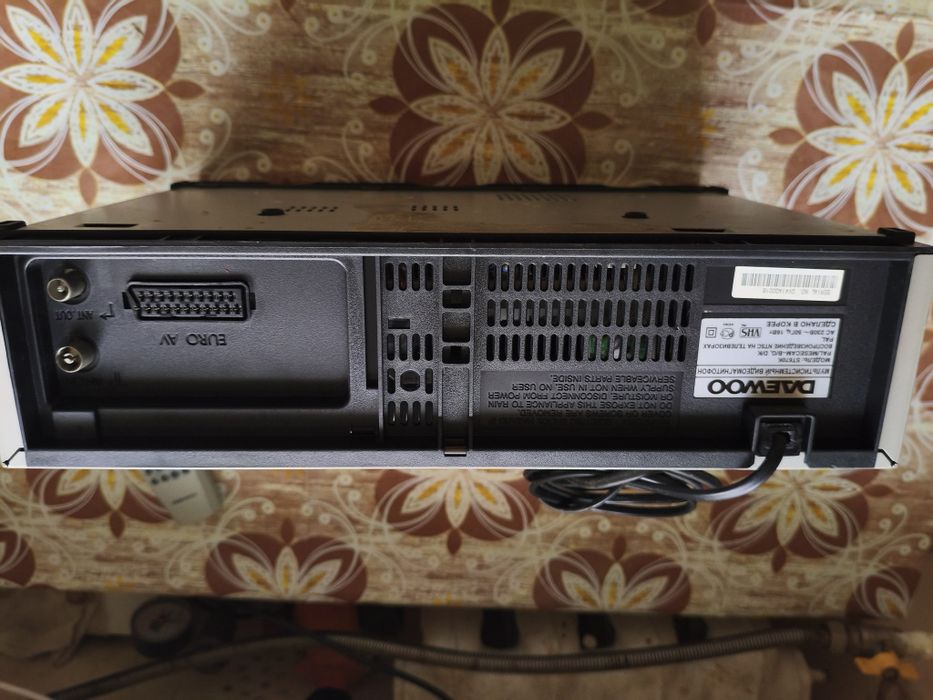 Відеомагнітофон .