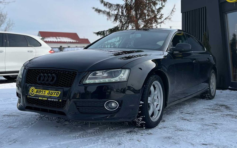 Audi A5     2011