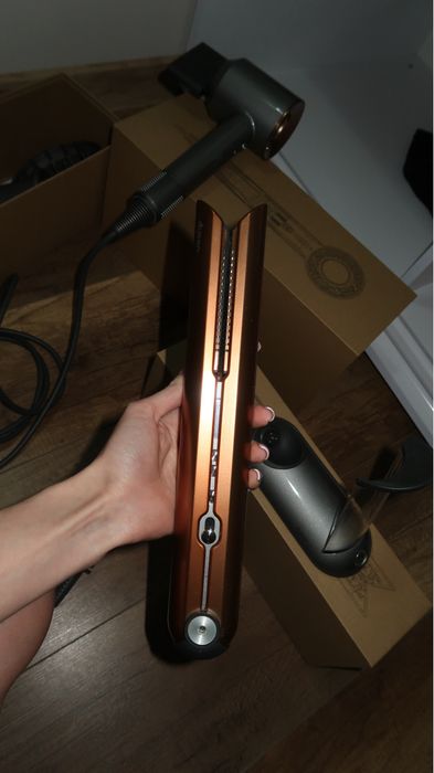 Dyson Special плойка ( утюжок )