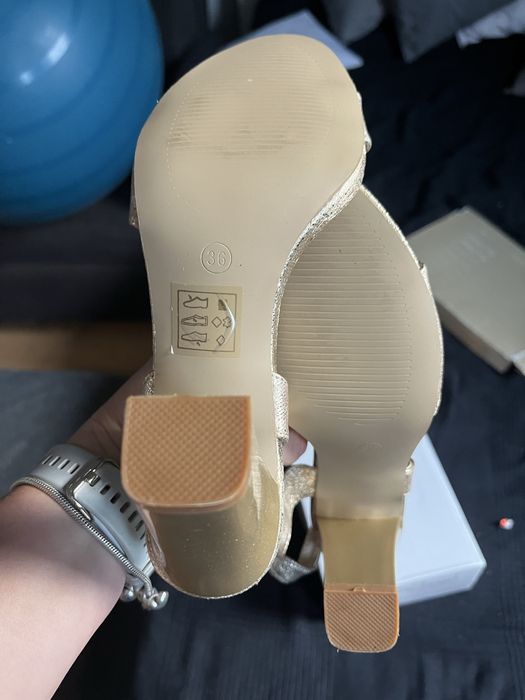 Eleganckie sandały 36, obcss 8 cm, nowe ale bez metki