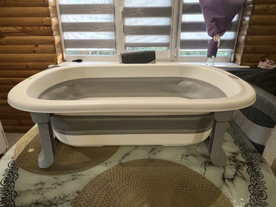 Ваннночка для немовлят в ідеалньному стані