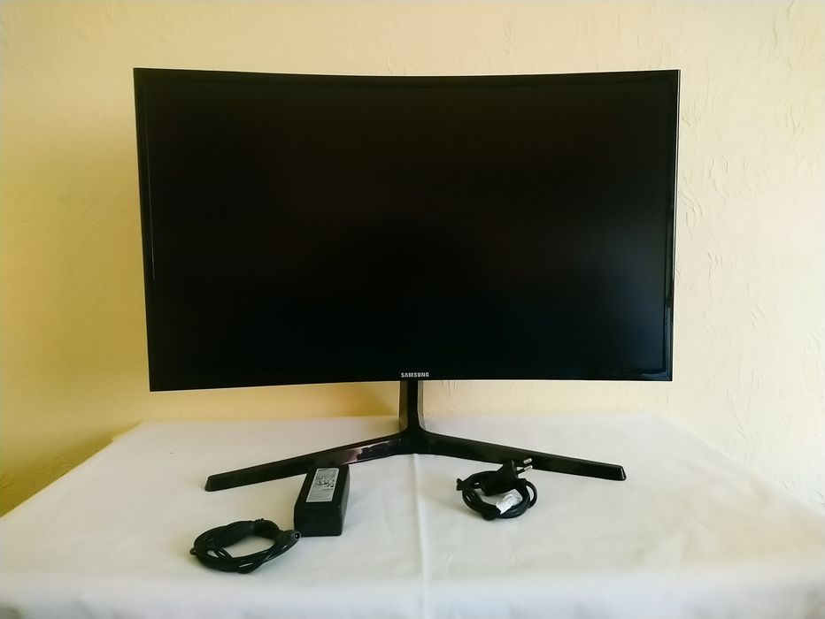 монітор ігровий Samsung LC27F396FHIXCI