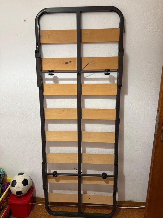 Estrado de cama individual