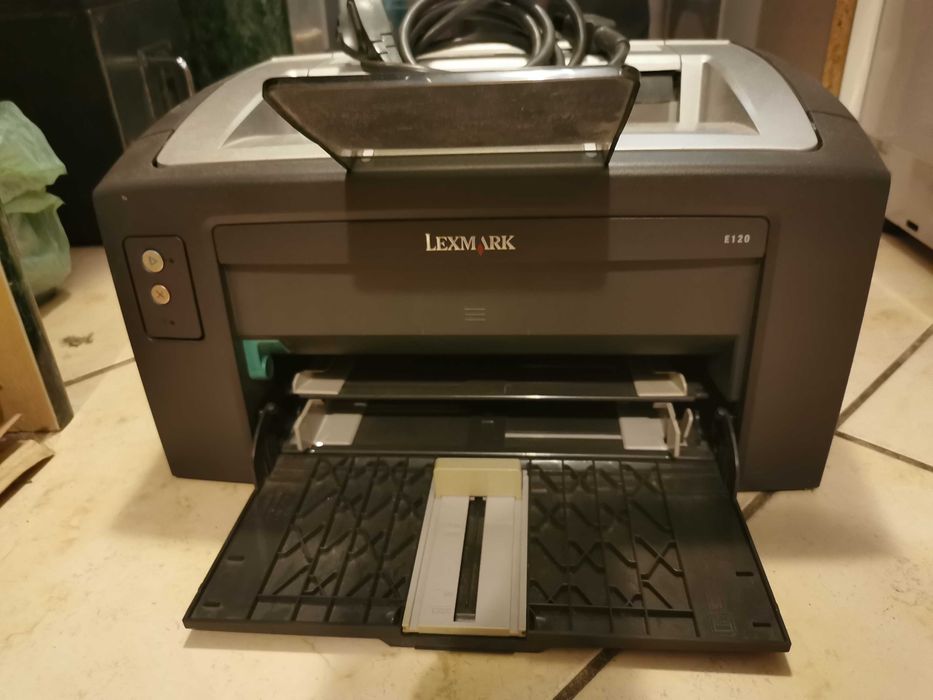 Drukarka Lexmark  typ 4606 - 100 również inne drukarki
