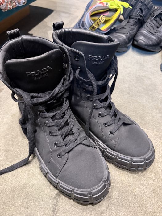 Set butow 2 Prada , Yeezy , Dolce Gabbana , Off White Y-3