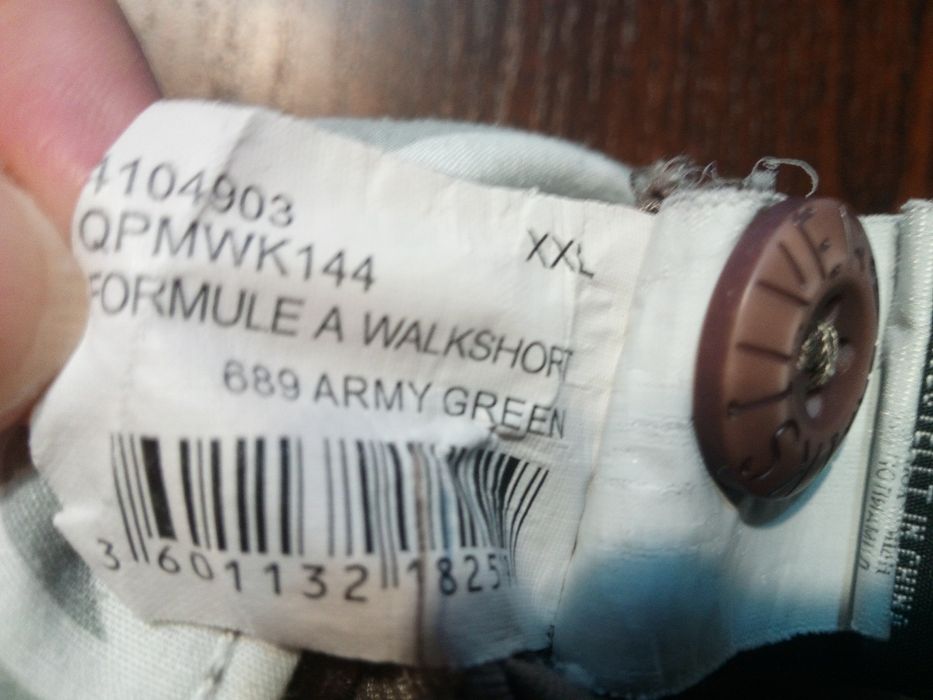 21*. ARMY GREEN spodenki męskie rozmiar XXL