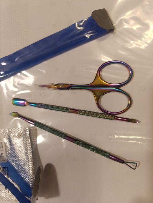 инструменты для маникюра