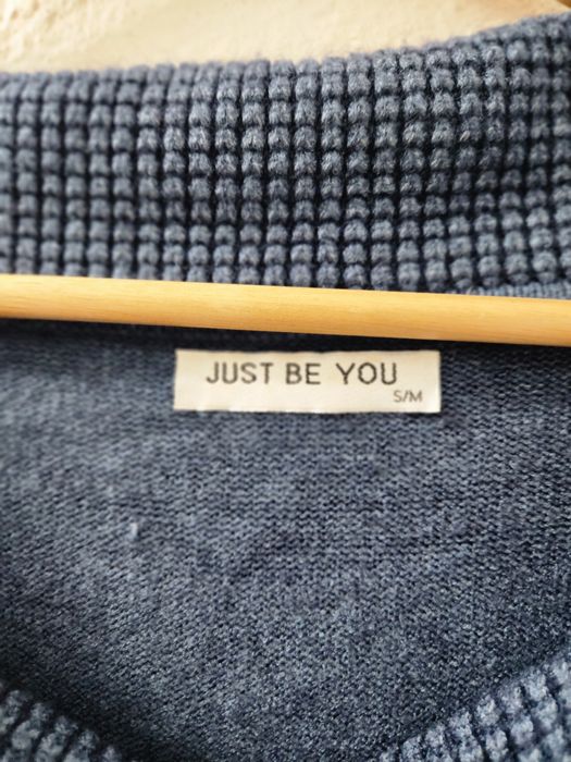 Vestido azul com gola