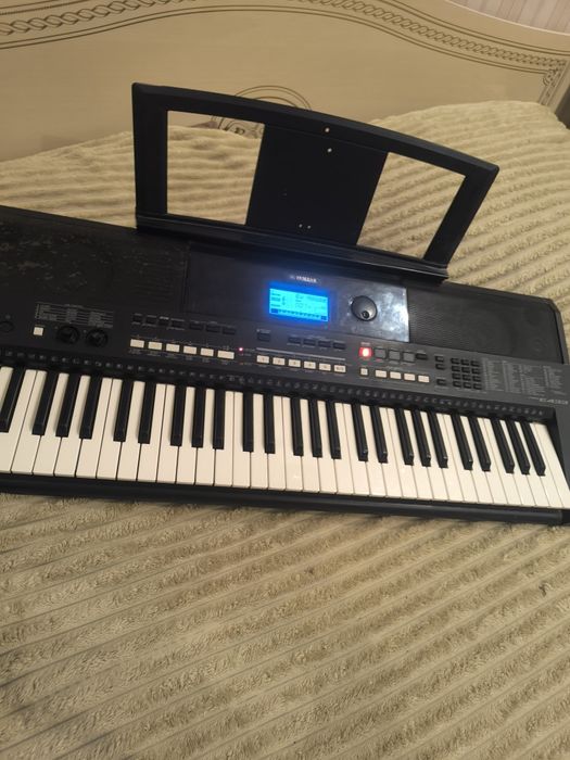 Синтезатор YAMAHA PSR-E433