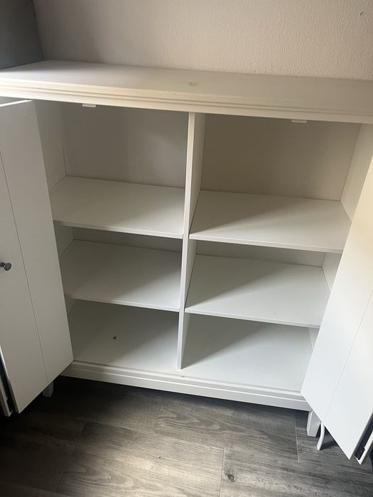 Armario c/portas dobraveis IKEA (121x135cm)