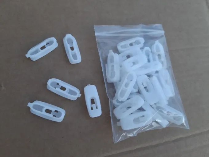clips fixação frisos Audi A4 B5 1994-2000 NOVO