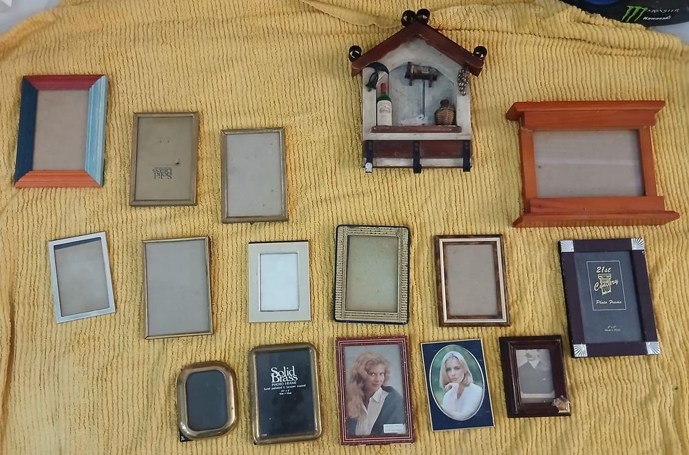 Various Antique Frames, Price Each64739324911875124