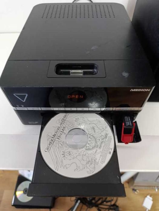 Kino domowe,  Medion MD83438, głosniki, pilot, wieża stereo