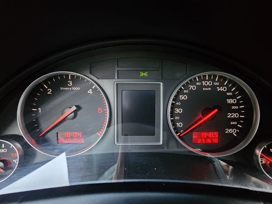 Audi A4   1.9TDI.  2001 rok