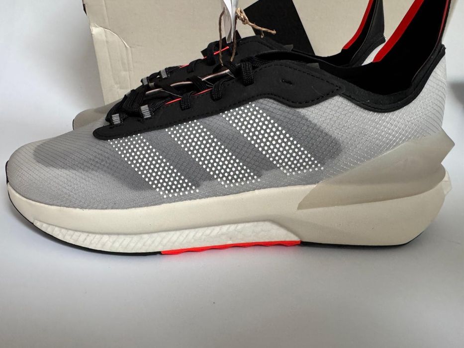 Nowe sneakersy sportowe unisex ADIDAS AVRYN szare 48