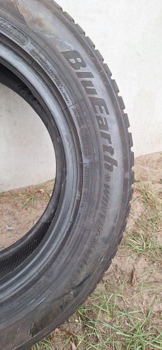 Opona 225/55R16 Yokochama