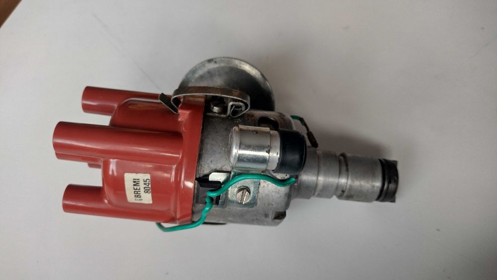 Oryginalny aparat zapłonowy Garbus VW BOSCH