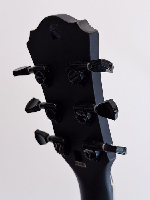 Guitarra Elétrica J&D LC300 Matte Black – Estilo Les Paul – anos 90 bom estado