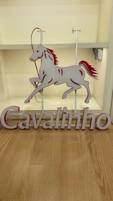 Logotipo Cavalinho