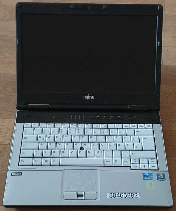 Fujitsu Lifebook S751 по частям