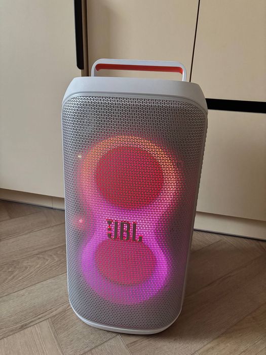 Портативна акустика JBL CLUB 120 WITE