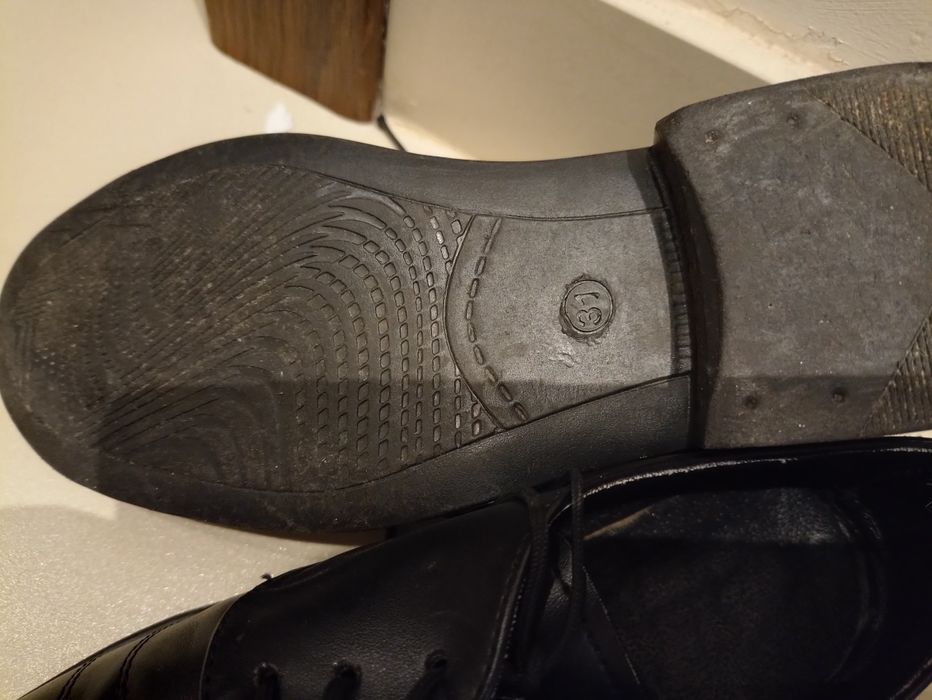 Czarne eleganckie wizytowe buty chłopięce rozm.31 jasełka, wesele