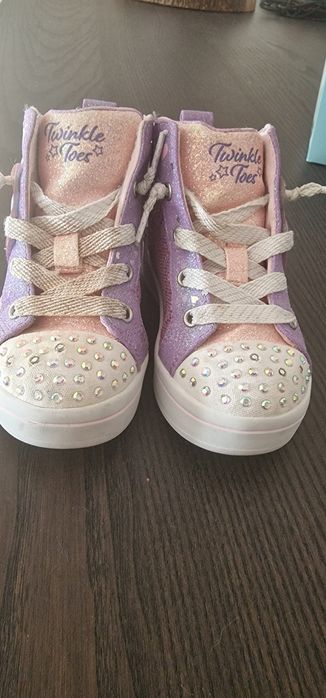 Sapatilhas sketchers borboleta menina