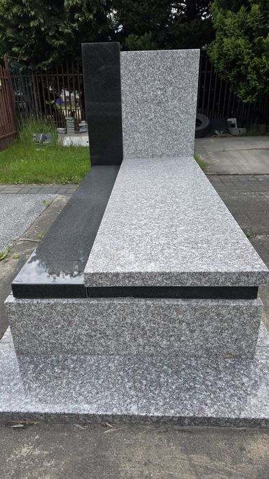 Tanie nagrobki granitowe
