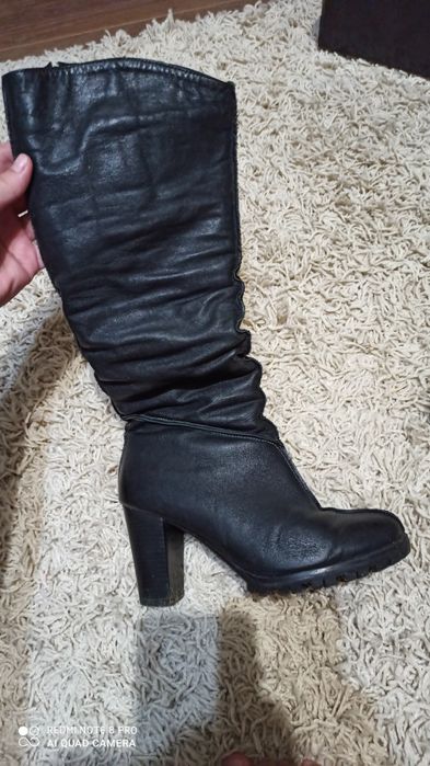 Шкіряні зимові чоботи на каблуку