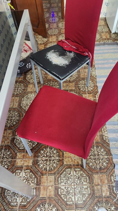 Mesa mais 4 cadeiras