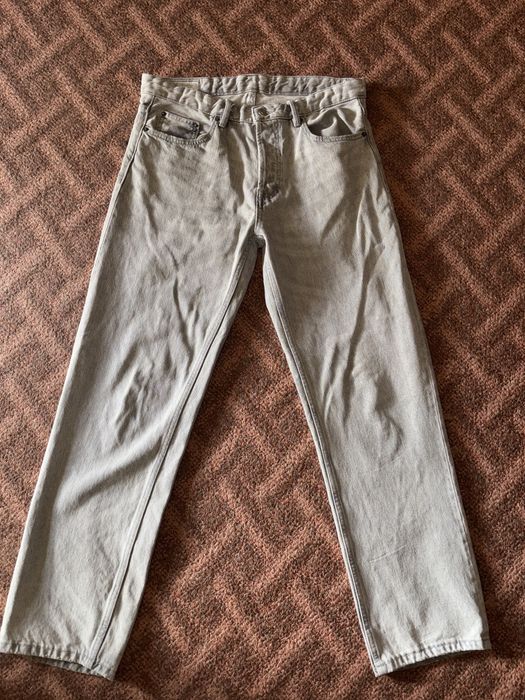 Джинси від бренду Zara