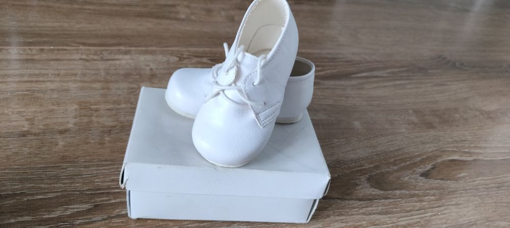 Buty do chrztu 19 rozmiar