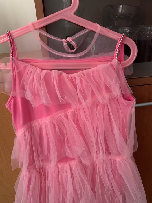 Sukienka reporter young