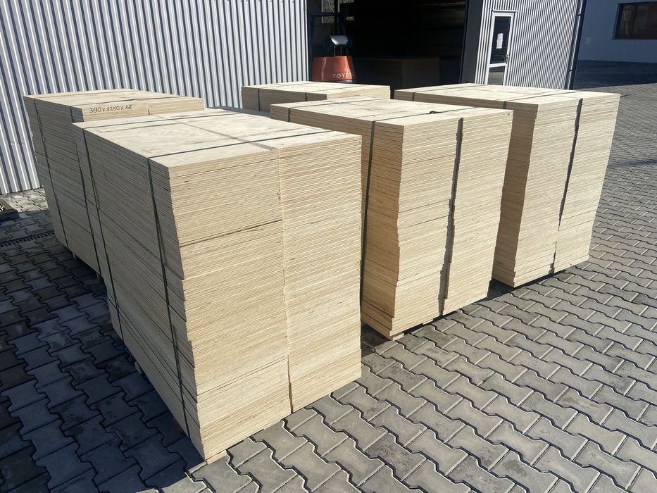 Sklejka sosnowa wodoodporna