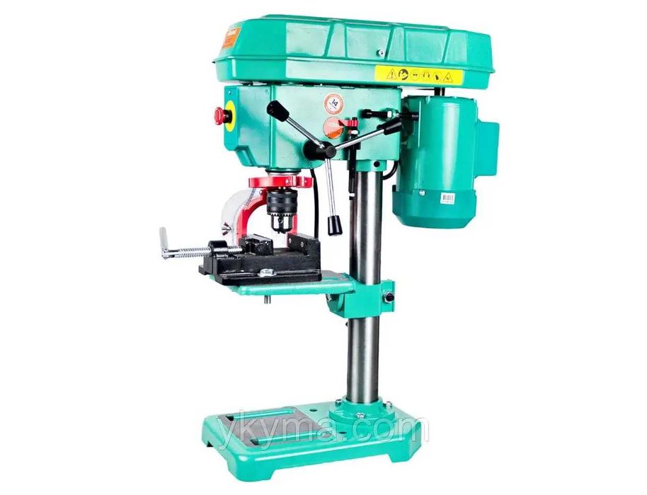 Настільний свердлильний верстат Sturm! потужністю 1700 Вт