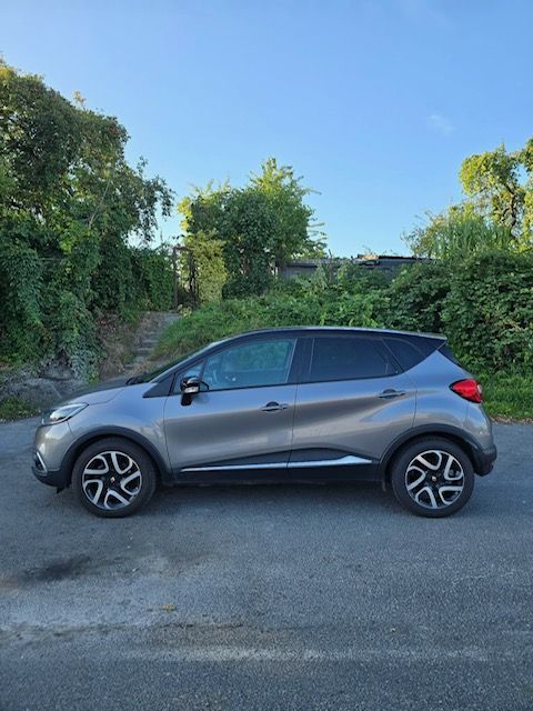Renault Captur Renault Captur Helly Hansen 1.2 TCe 120 KM EDC | 2015 | 115 500 km |
