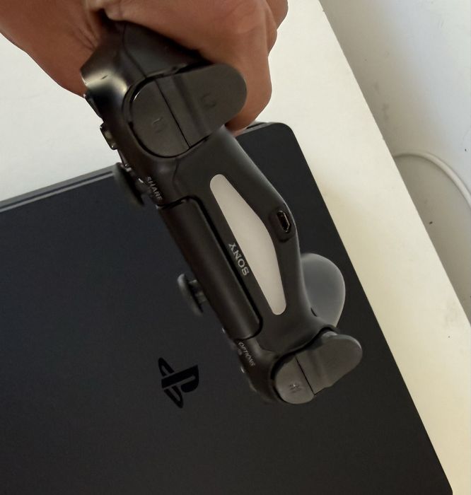 Ps4 slim 500gb + comando, otimo estado