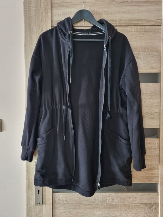 Bluza damska czarna Bershka długa
