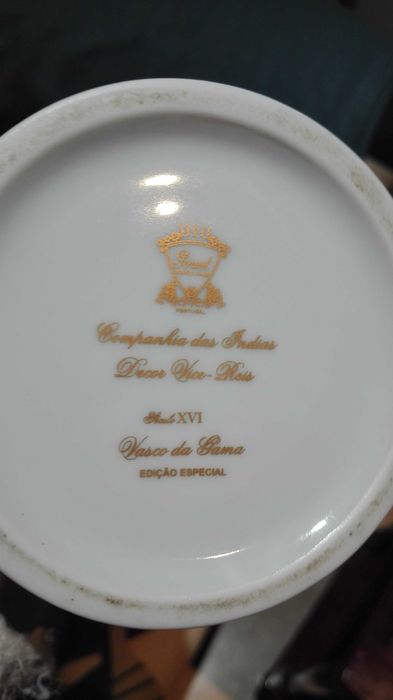 Jarra Caixa Vista Alegre Companhia Índias Ed. Vasco Gama e caixa melão