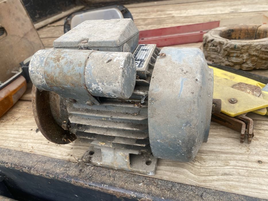 Motor monofasico Efacec