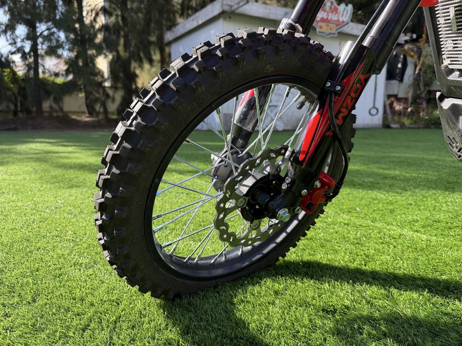 Mota eléctrica pit bike YOZMA IN 10 com apenas 14km