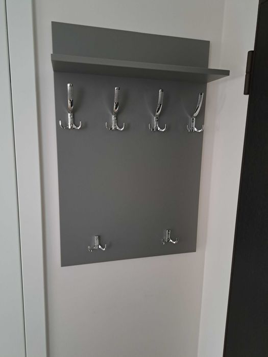 Wieszak na ubrania. Wieszak panelowy maxi jasny grafit. Wieszak do przedpokoju.  Wieszak ścienny. Stan bdb.