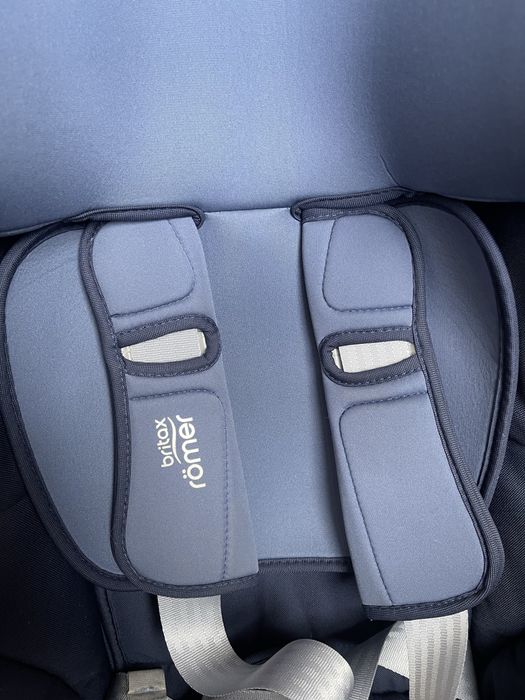 Дитяче автокрісло britax romer king 2 ls