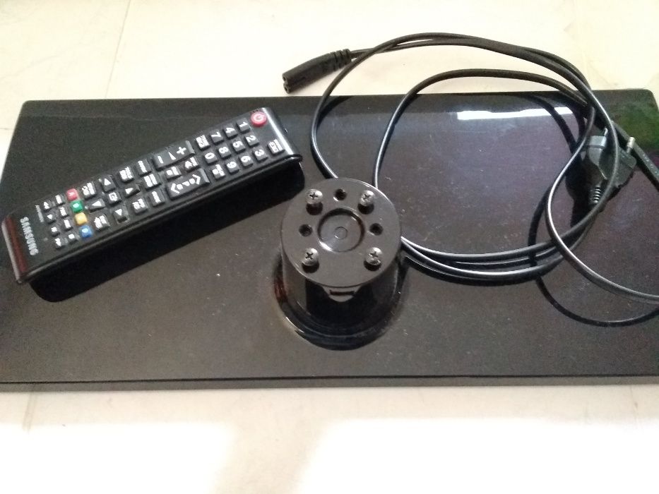 Televisão Samsung 80cm