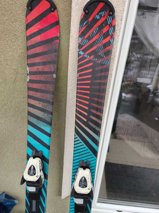 Narty freestyle Firefly Wallrider twin tip 151 cm zapięcia