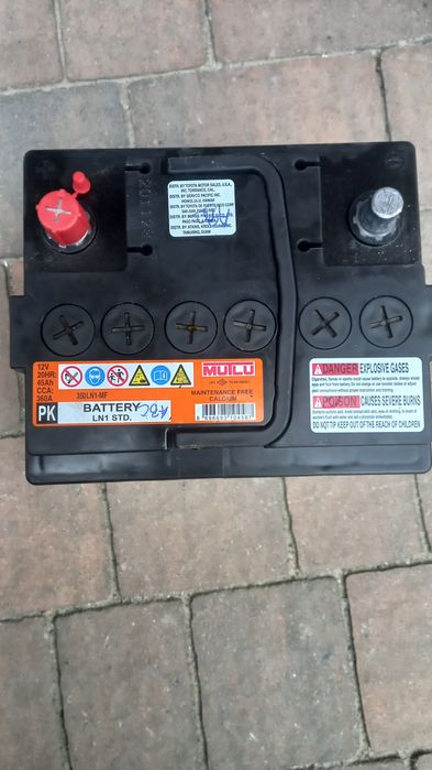 Akumulator Toyota.