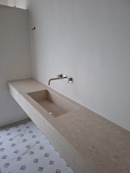 Lavatórios em pedra