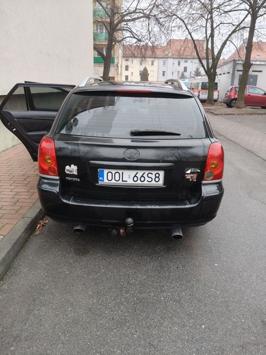Toyota Avensis kombi 2004 benzyna hak