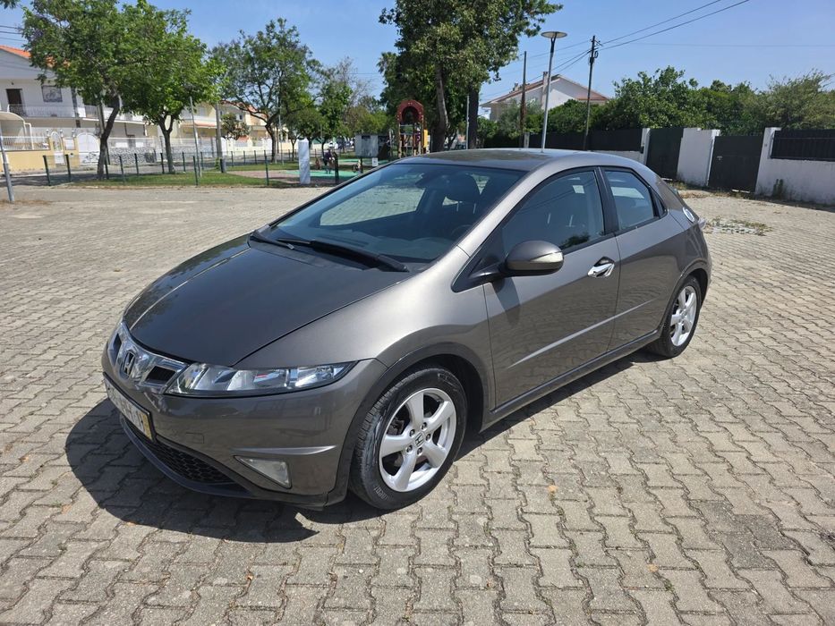 Honda Civic 1.4 i-VTEC Sport Edition