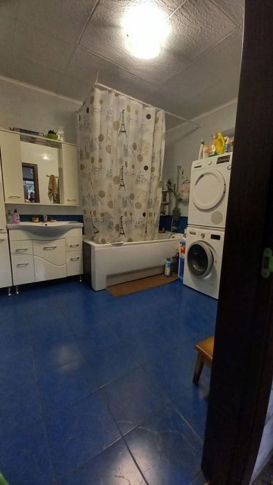 Продам комфортний одноповерховий будинок на проспекті Металургів